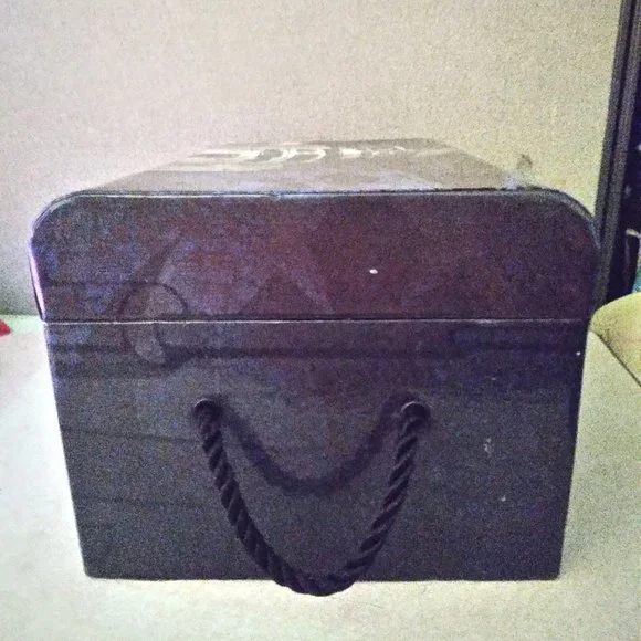 Star Wars Clasp Chest solofficialkw.com